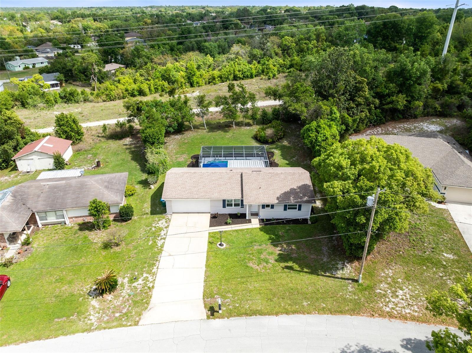 680 N APACHE CIR, DELTONA, FL, 32725