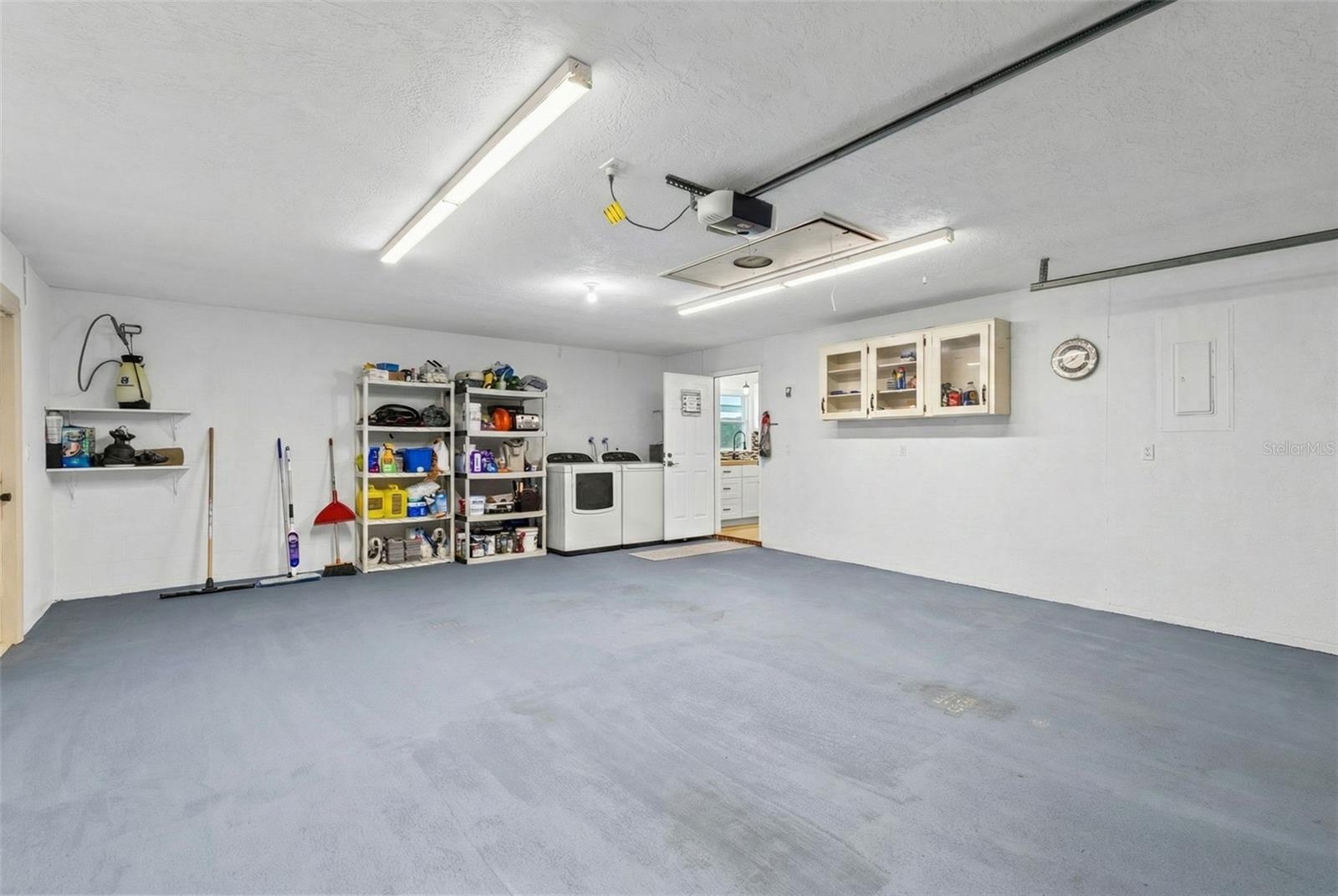 680 N APACHE CIR, DELTONA, FL, 32725