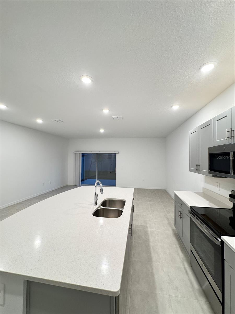 1304 DRAKE RIDGE DR, KISSIMMEE, FL, 34744