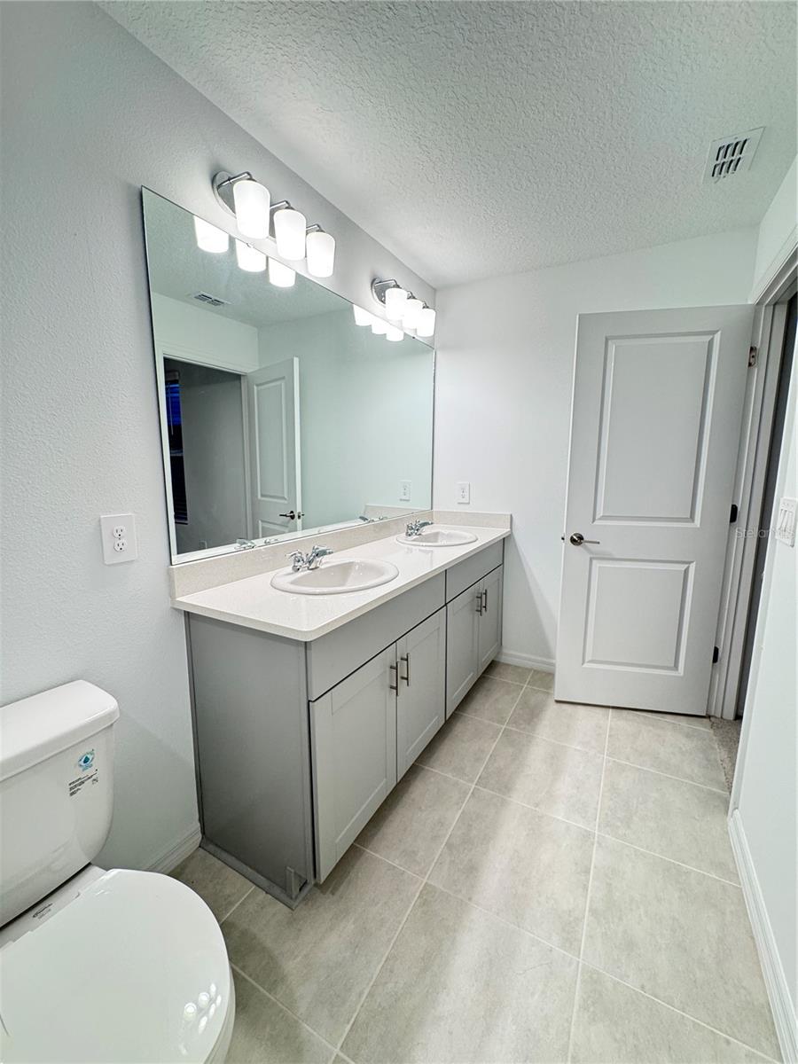 1304 DRAKE RIDGE DR, KISSIMMEE, FL, 34744