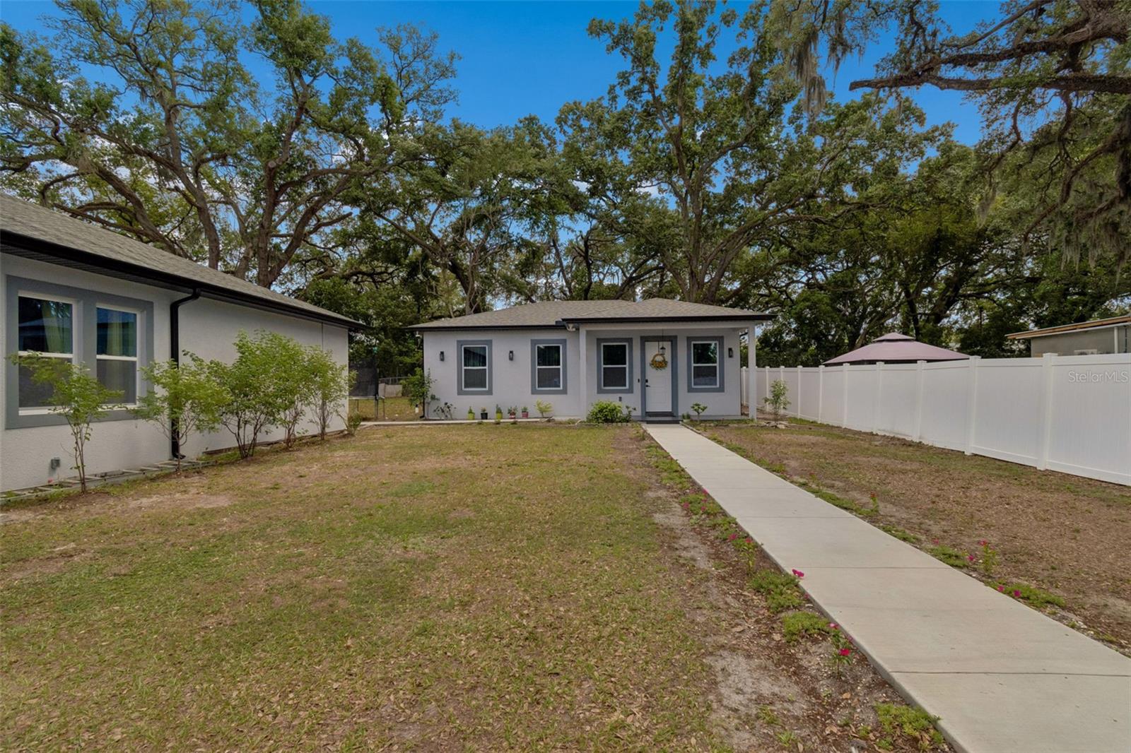 106 W 122ND AVE, TAMPA, FL, 33612