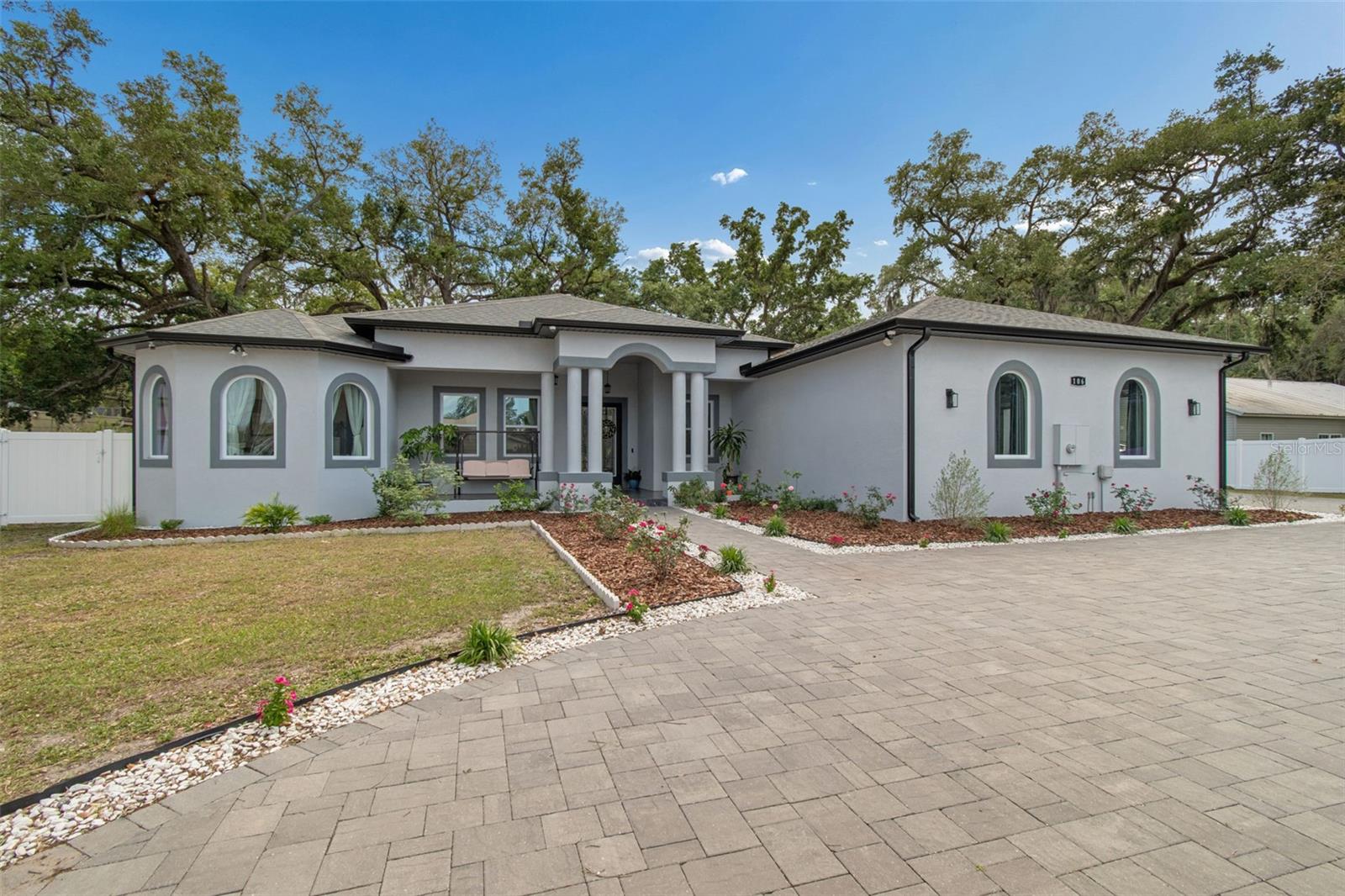 106 W 122ND AVE, TAMPA, FL, 33612