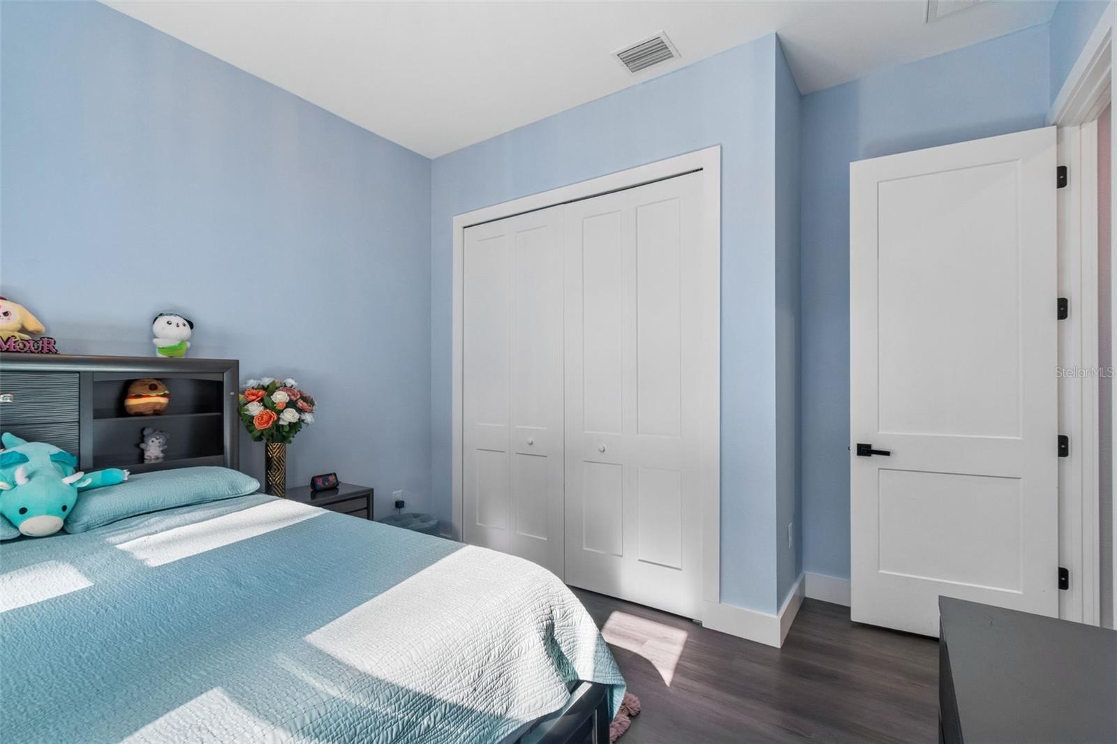 106 W 122ND AVE, TAMPA, FL, 33612