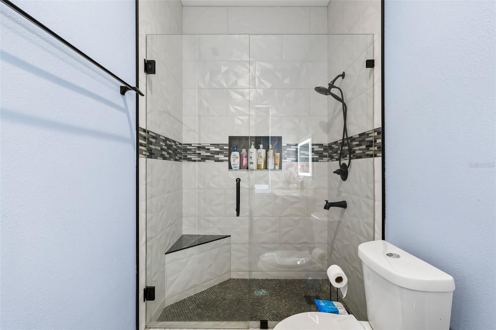 106 W 122ND AVE, TAMPA, FL, 33612