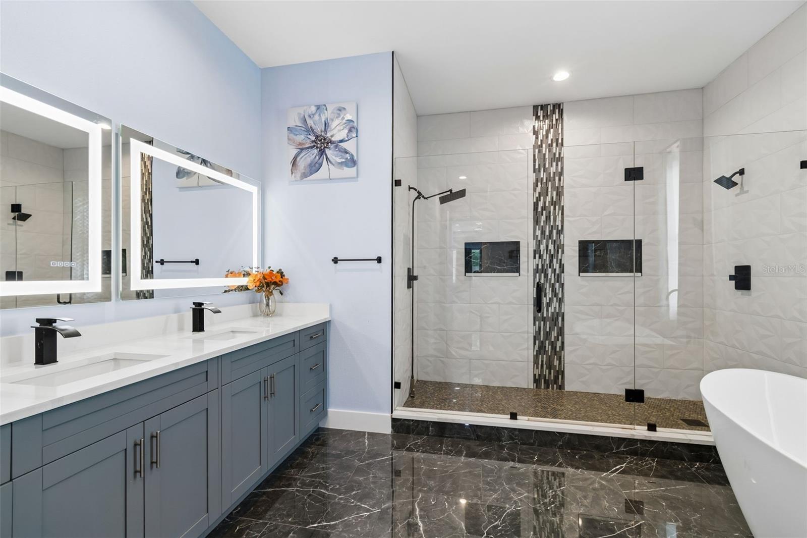 106 W 122ND AVE, TAMPA, FL, 33612