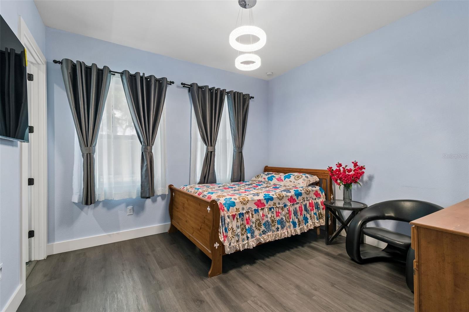 106 W 122ND AVE, TAMPA, FL, 33612