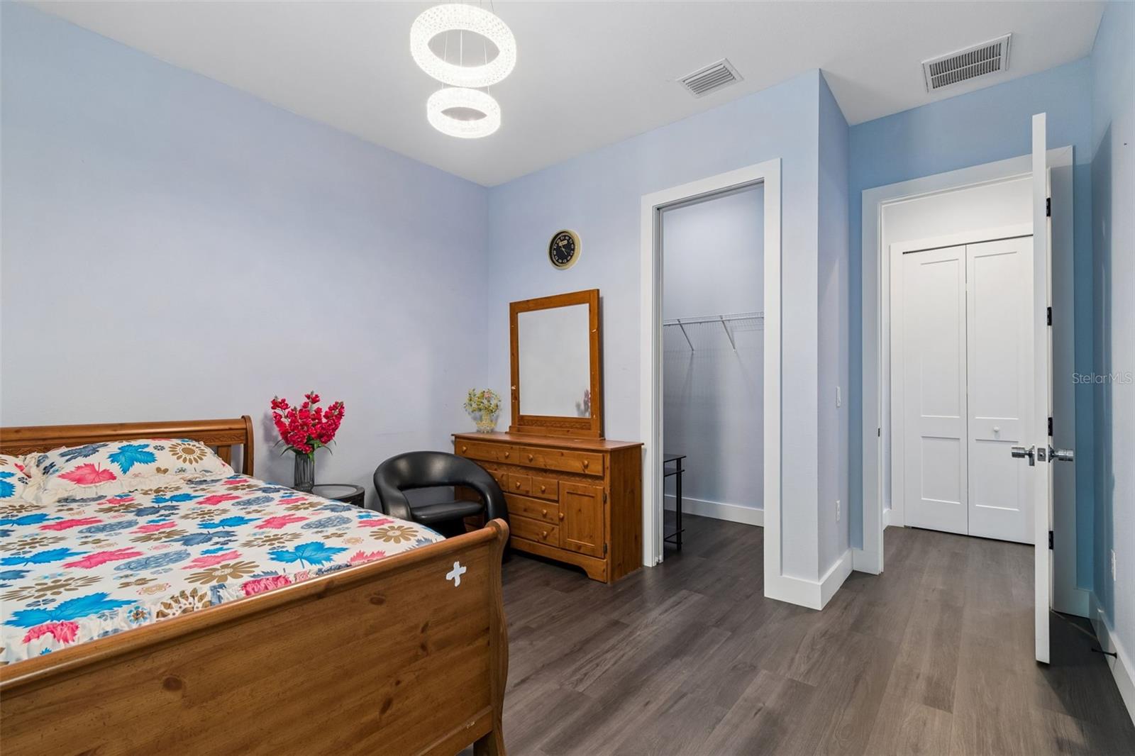 106 W 122ND AVE, TAMPA, FL, 33612