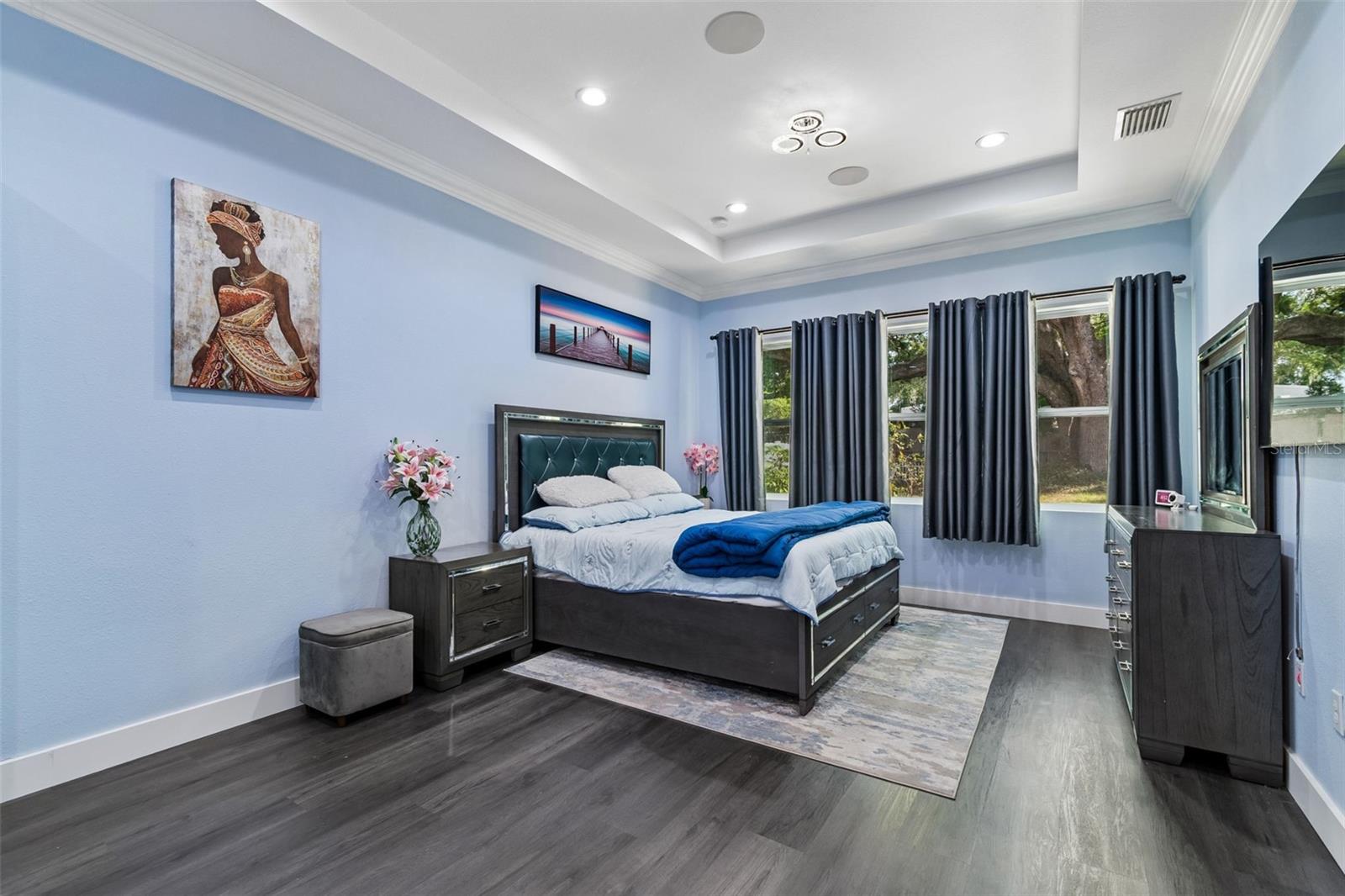 106 W 122ND AVE, TAMPA, FL, 33612