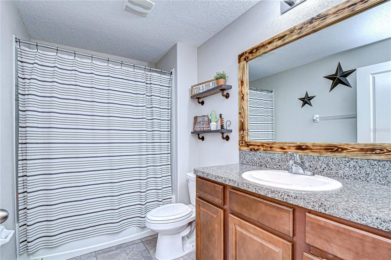 6823 HAZELNUT SPICE DR, SUN CITY CENTER, FL, 33573