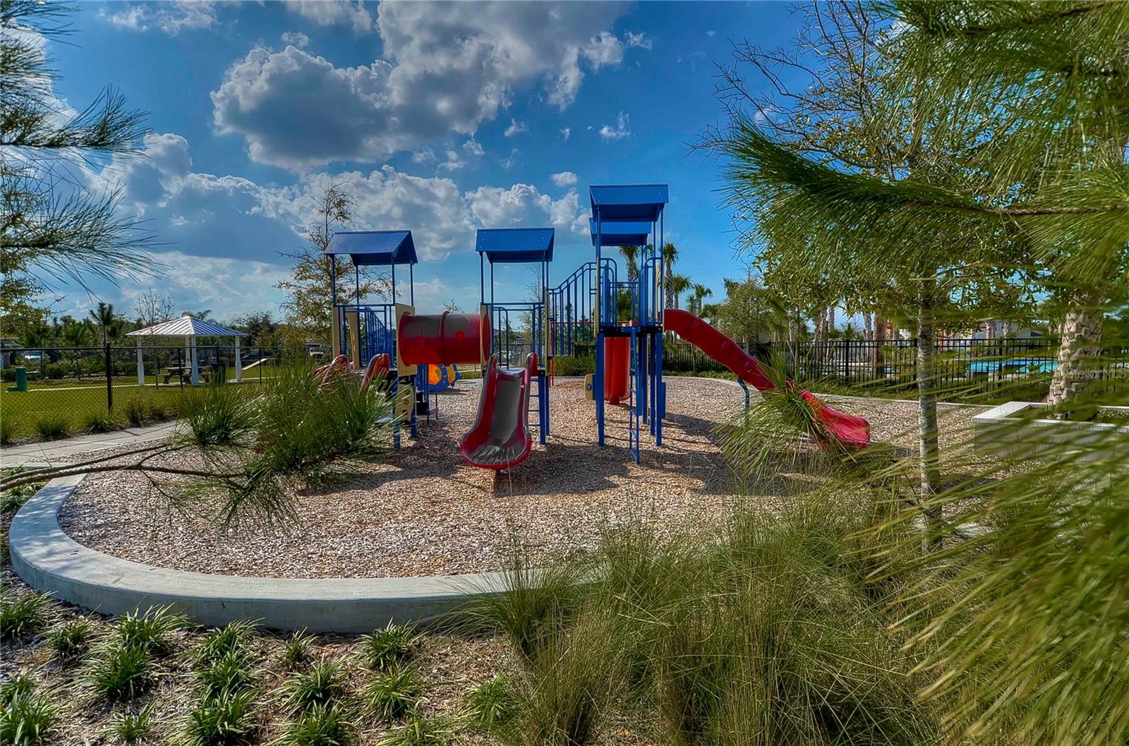 6823 HAZELNUT SPICE DR, SUN CITY CENTER, FL, 33573