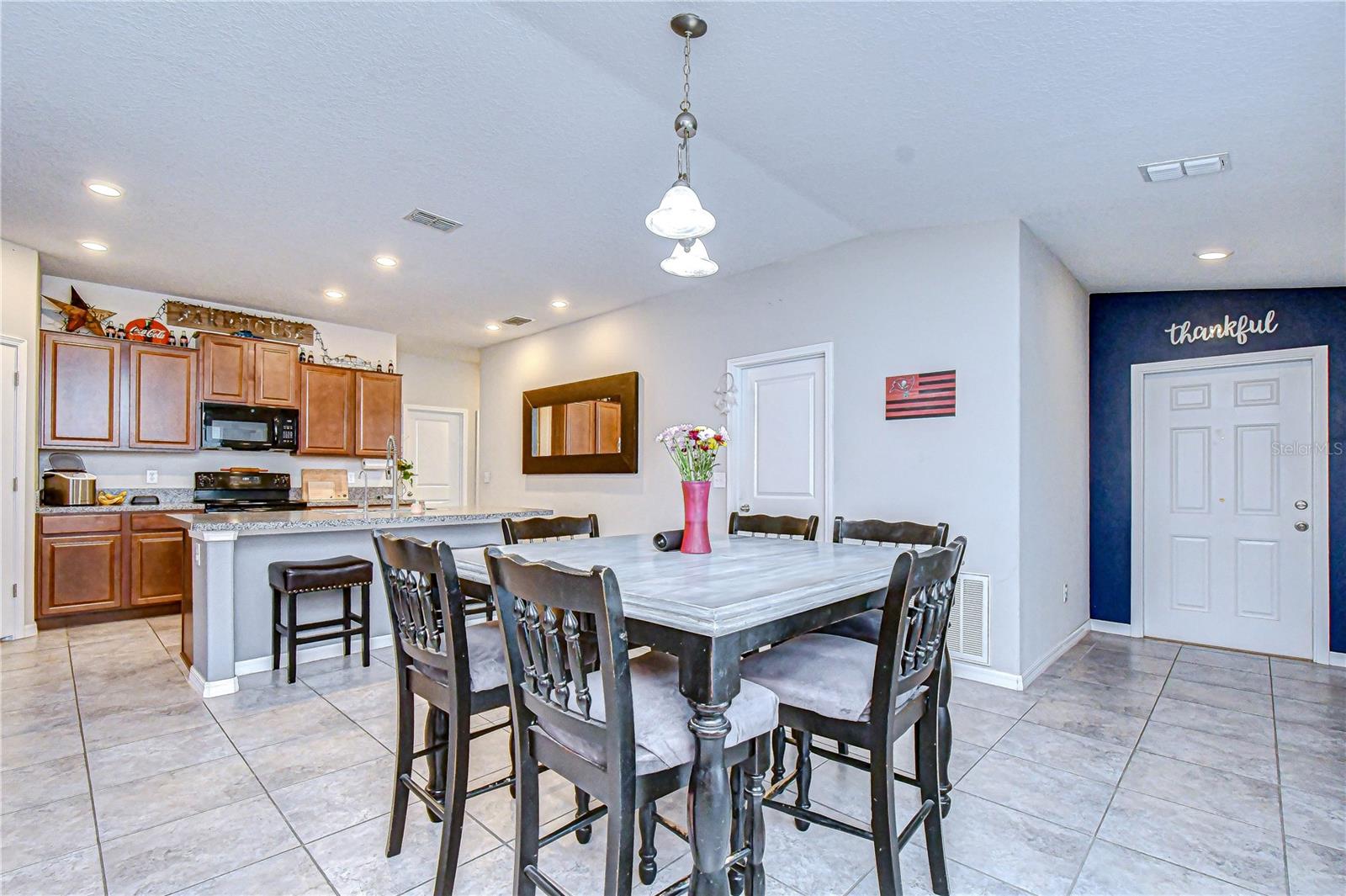 6823 HAZELNUT SPICE DR, SUN CITY CENTER, FL, 33573