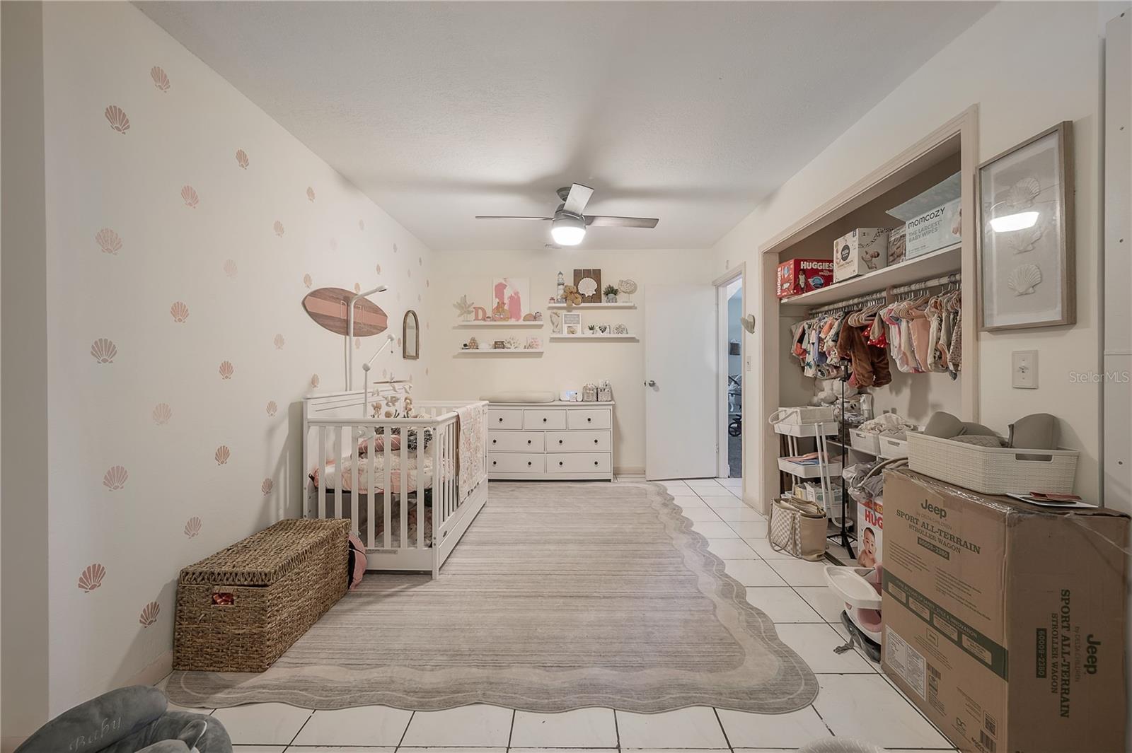 2119 W HENRY AVE, TAMPA, FL, 33603