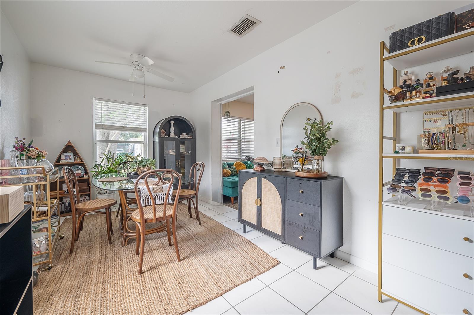 2119 W HENRY AVE, TAMPA, FL, 33603