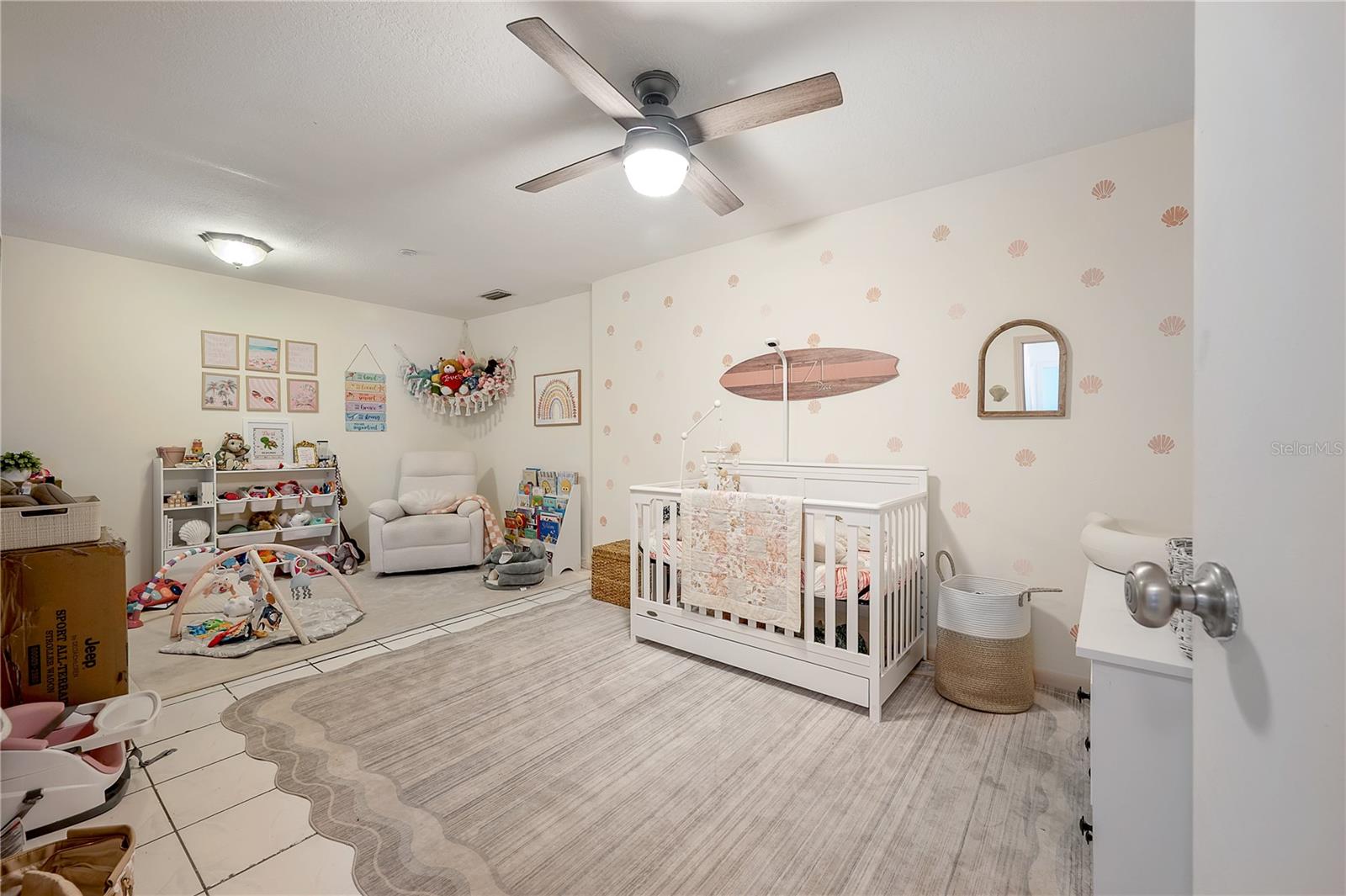 2119 W HENRY AVE, TAMPA, FL, 33603