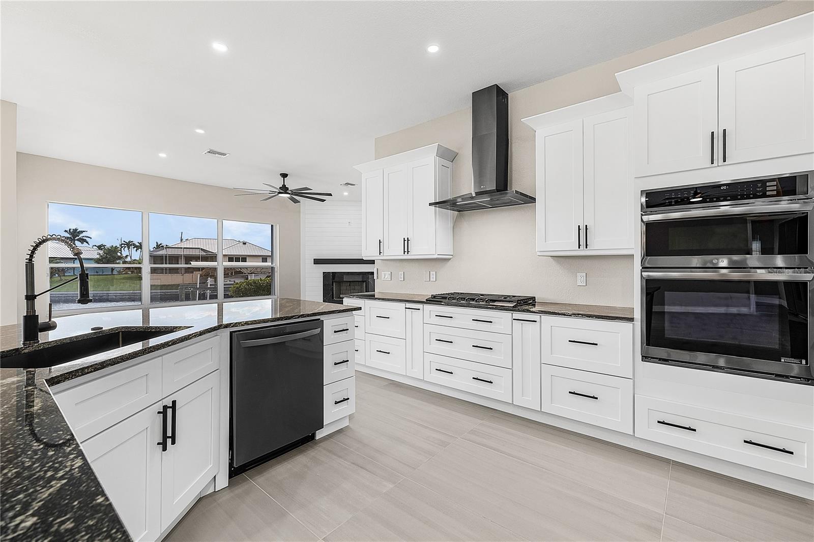 3302 NW 2ND TER, CAPE CORAL, FL, 33993