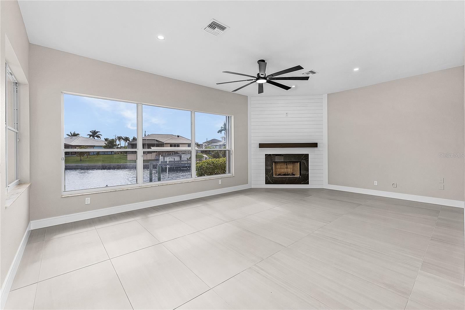3302 NW 2ND TER, CAPE CORAL, FL, 33993