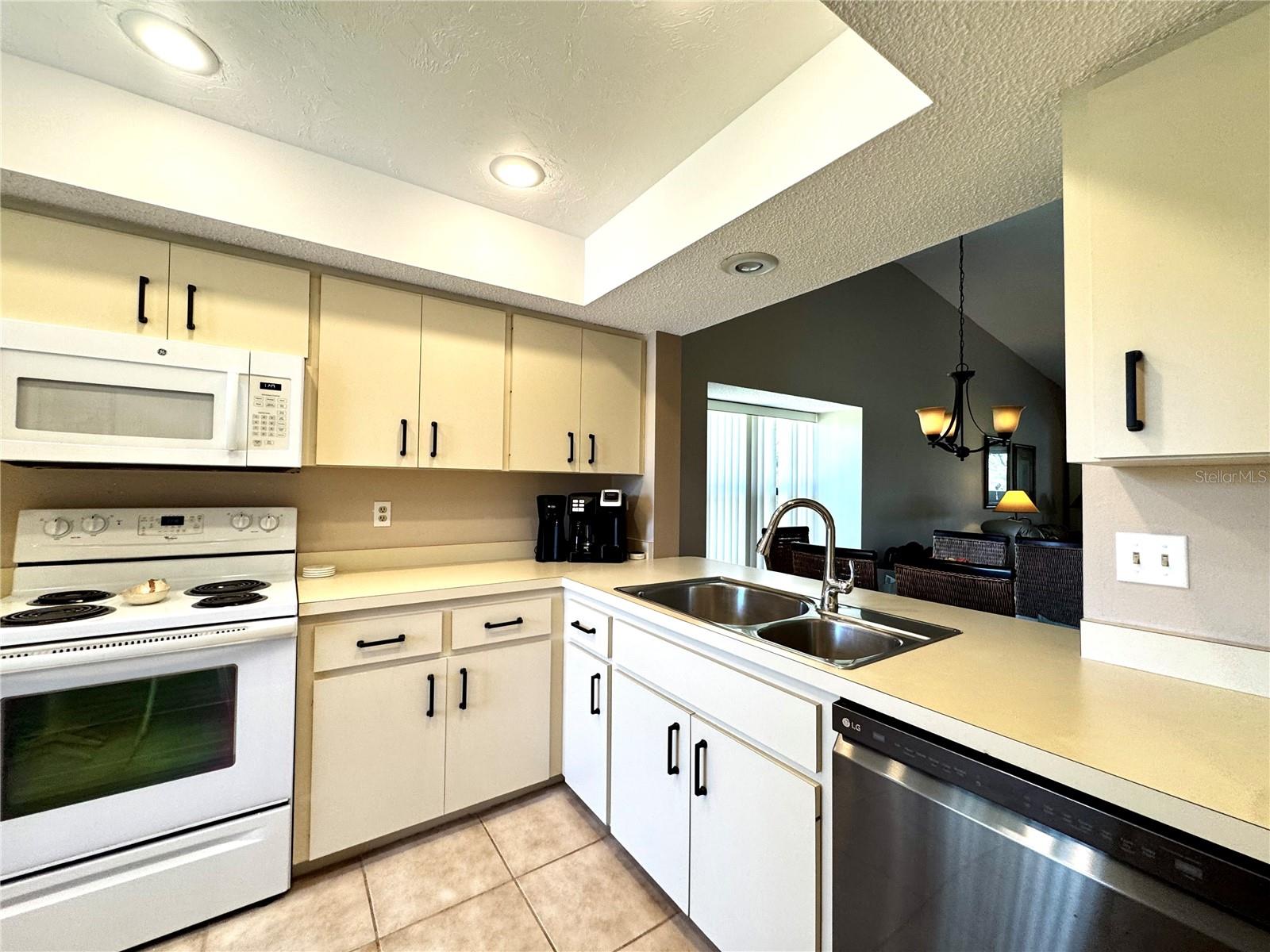 4644 WEYBRIDGE #10, SARASOTA, FL, 34235