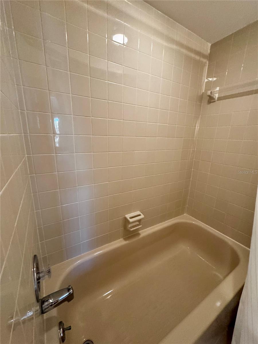 4644 WEYBRIDGE #10, SARASOTA, FL, 34235