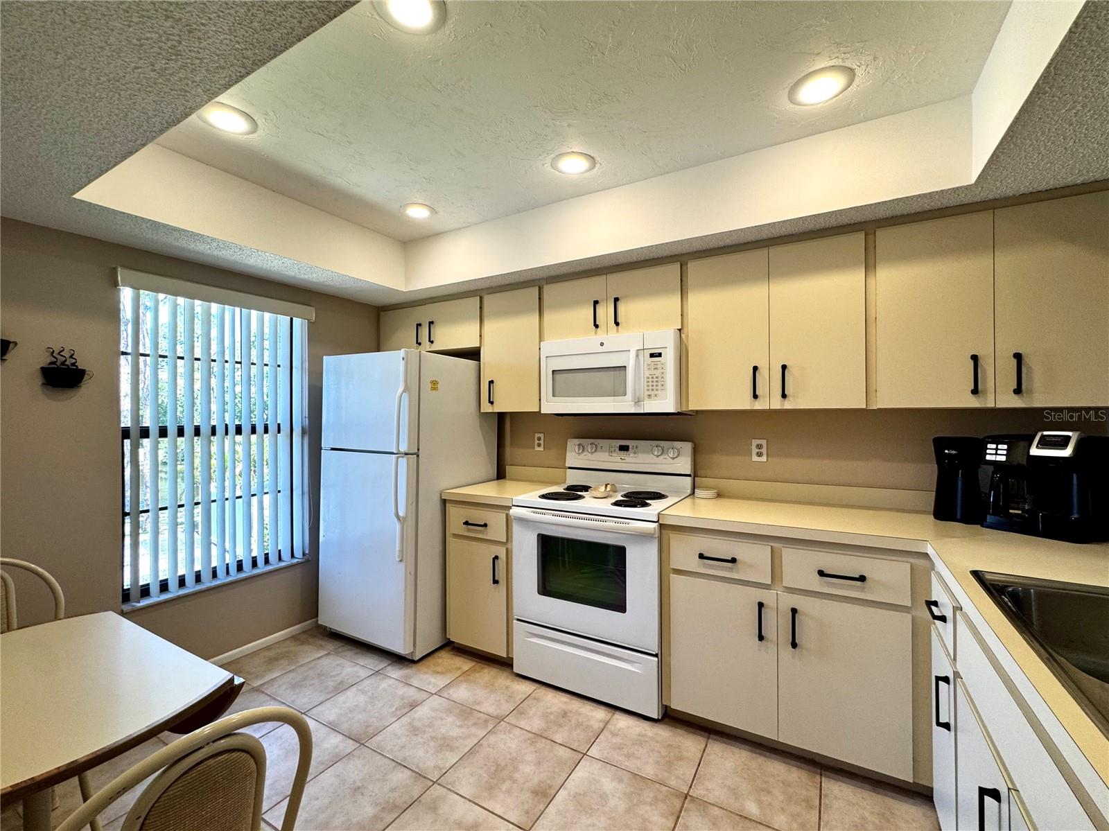 4644 WEYBRIDGE #10, SARASOTA, FL, 34235