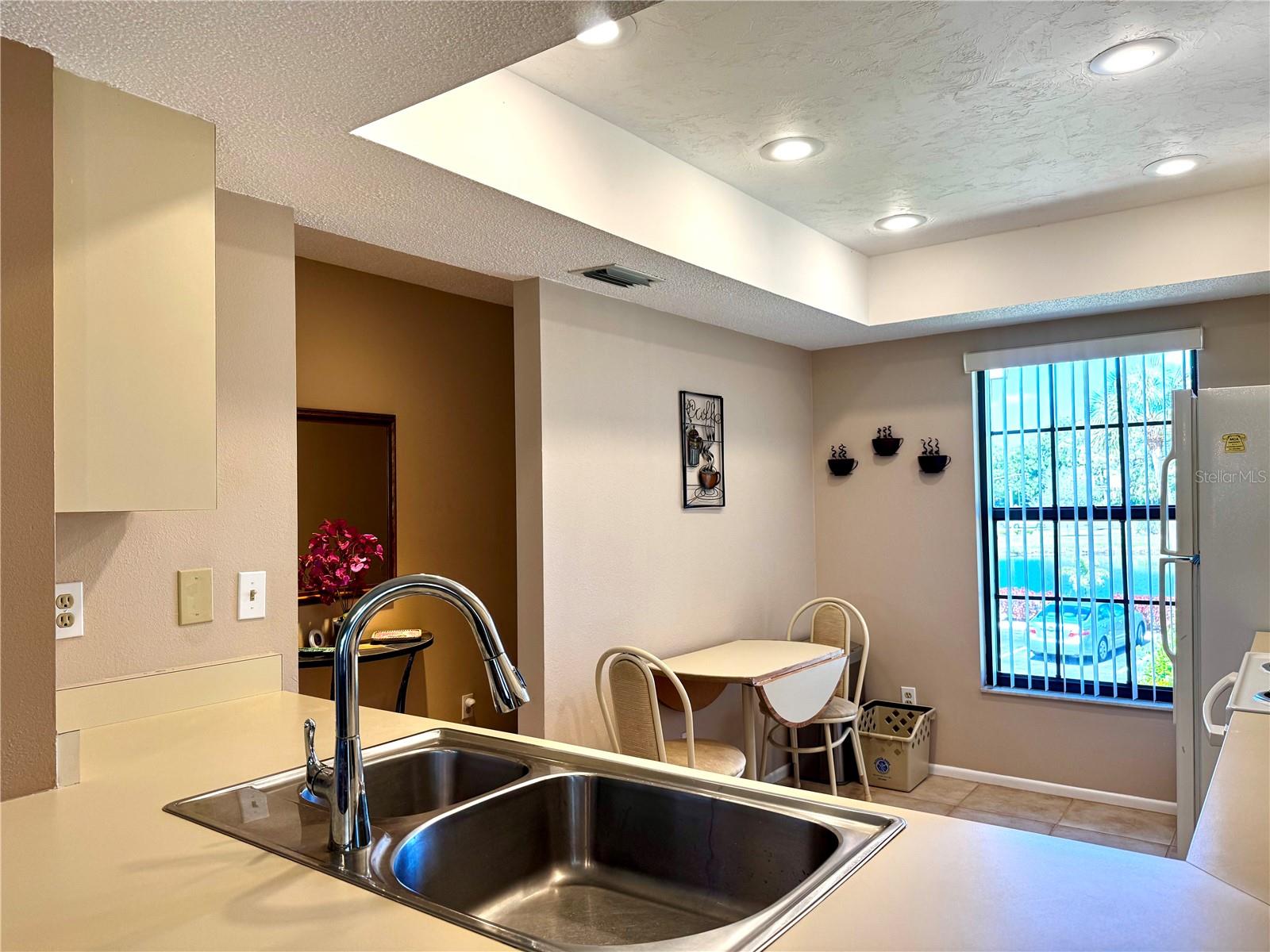 4644 WEYBRIDGE #10, SARASOTA, FL, 34235