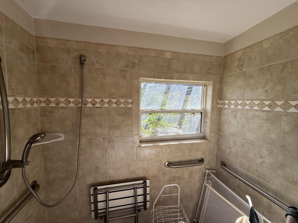 2928 FOREST CIR, SEFFNER, FL, 33584