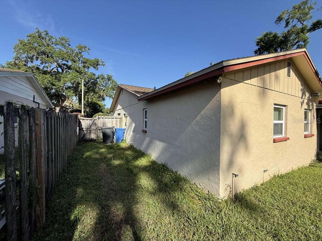 2928 FOREST CIR, SEFFNER, FL, 33584