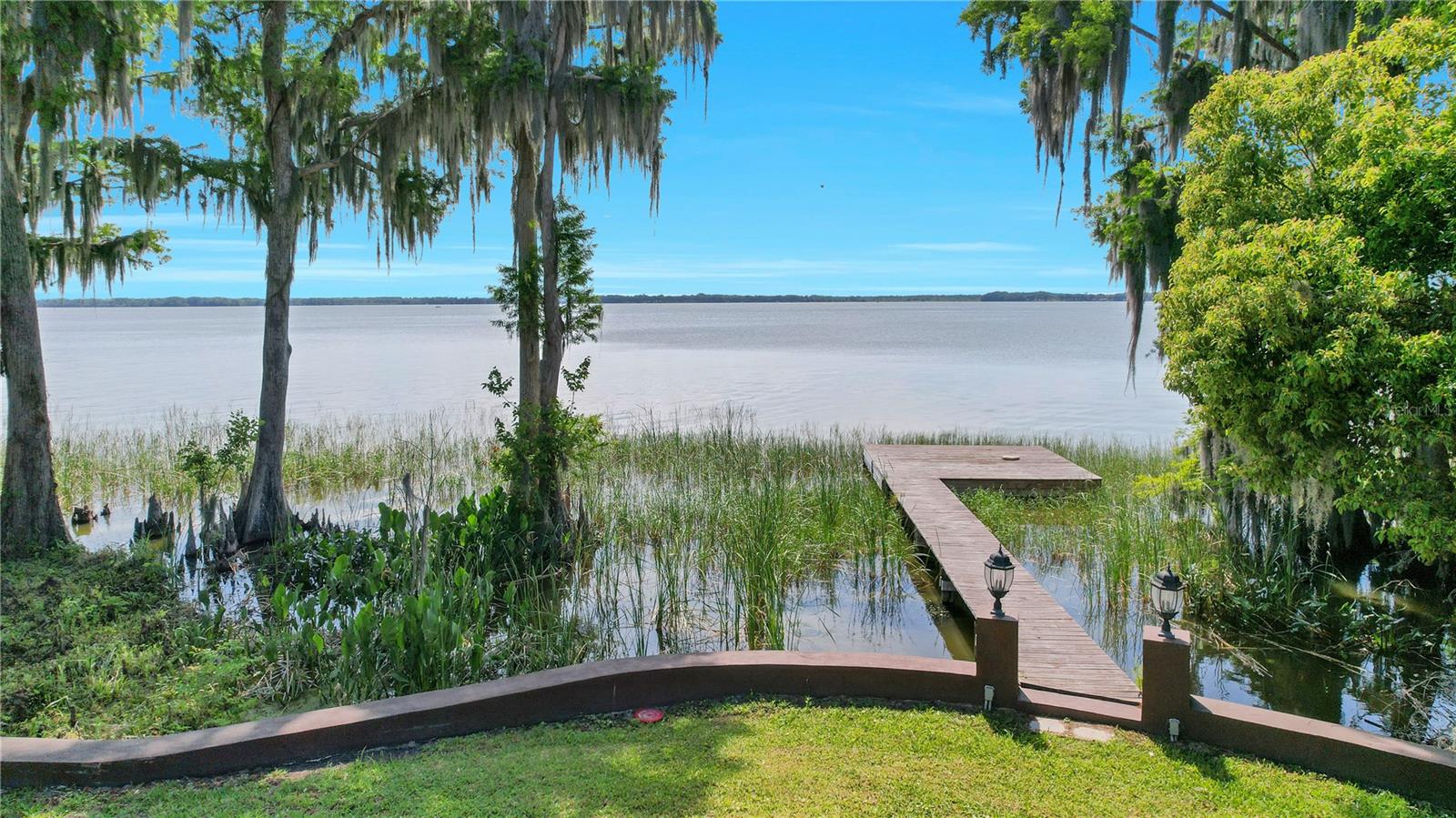 30437 ORANGE DR, LEESBURG, FL, 34748