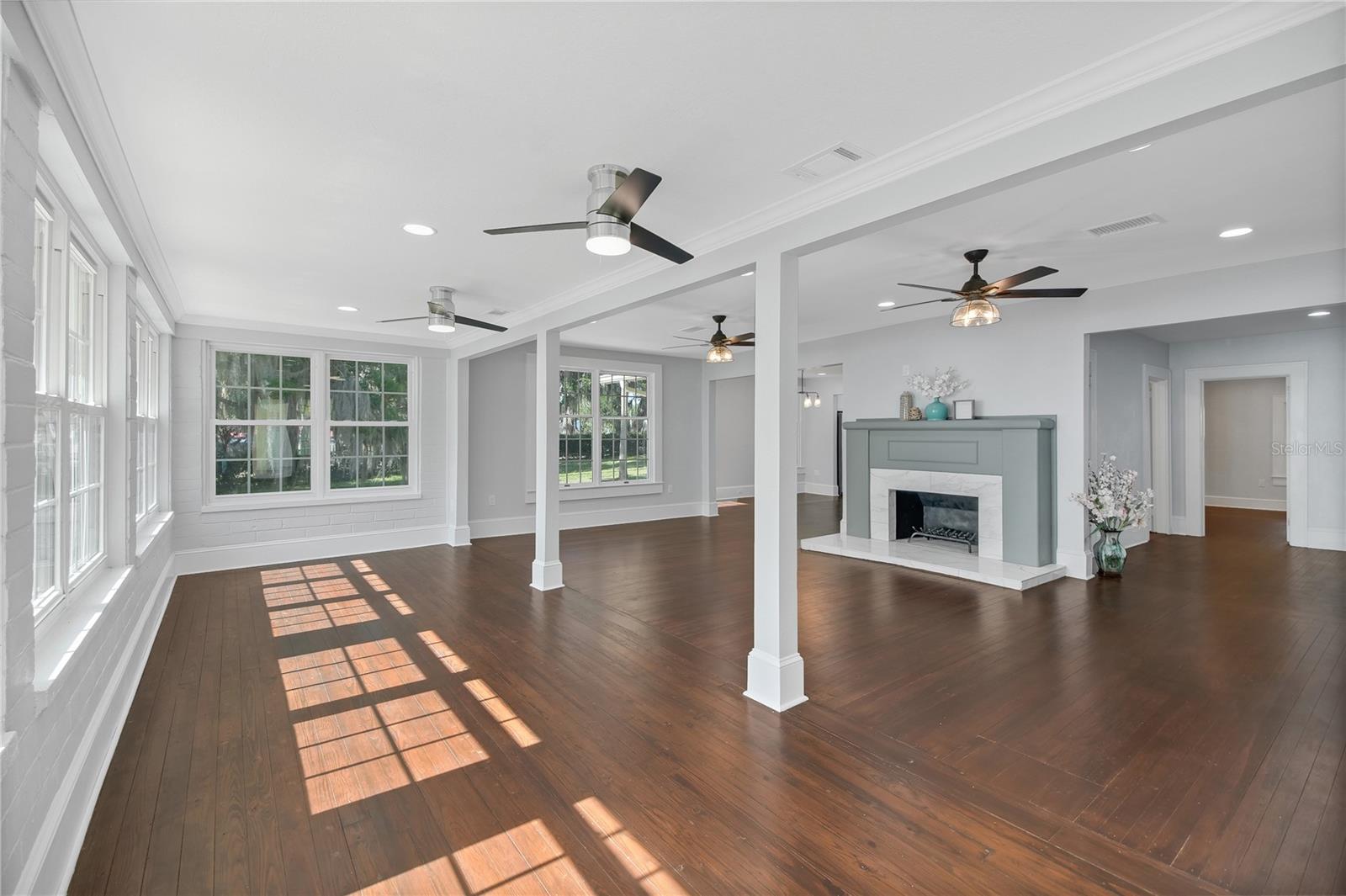 30437 ORANGE DR, LEESBURG, FL, 34748