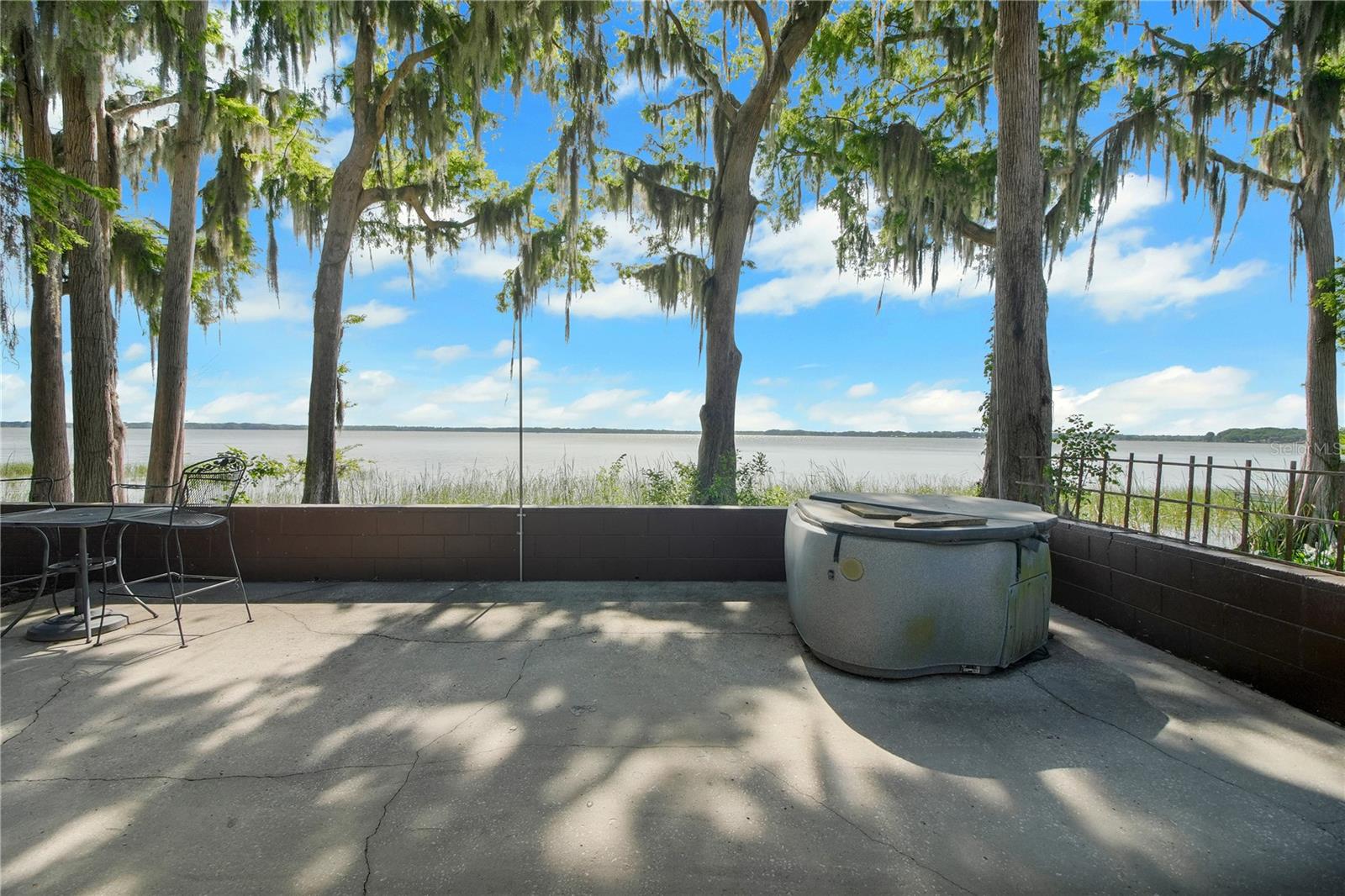 30437 ORANGE DR, LEESBURG, FL, 34748