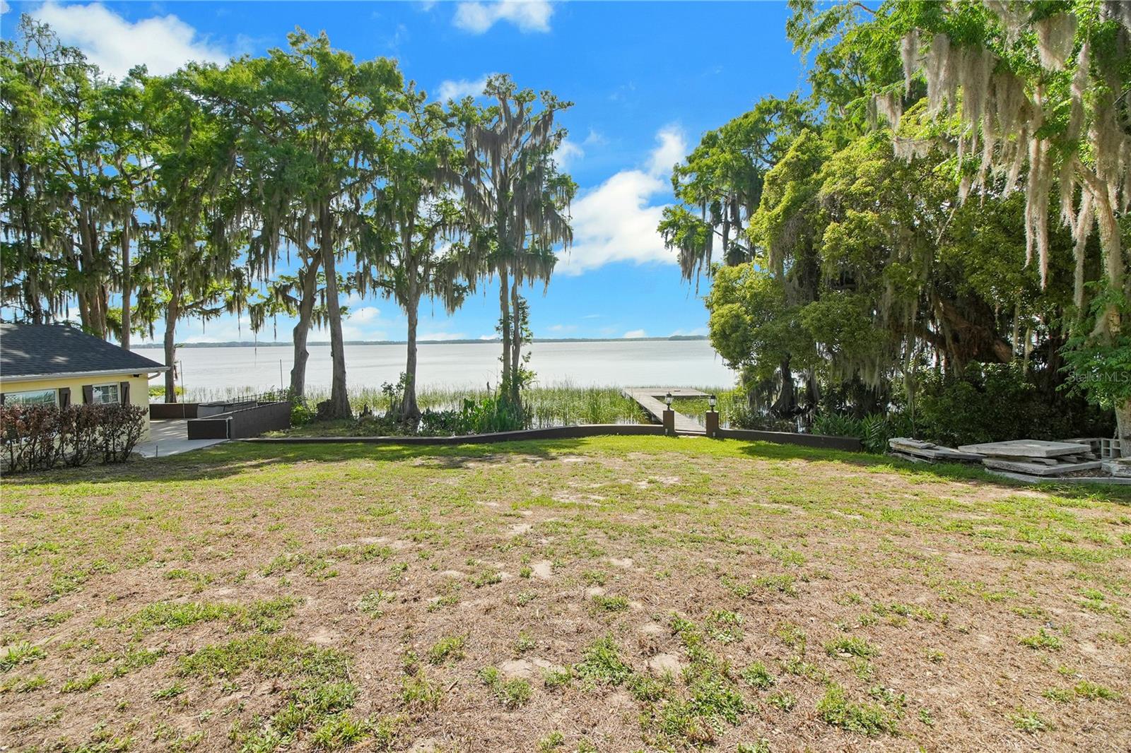 30437 ORANGE DR, LEESBURG, FL, 34748