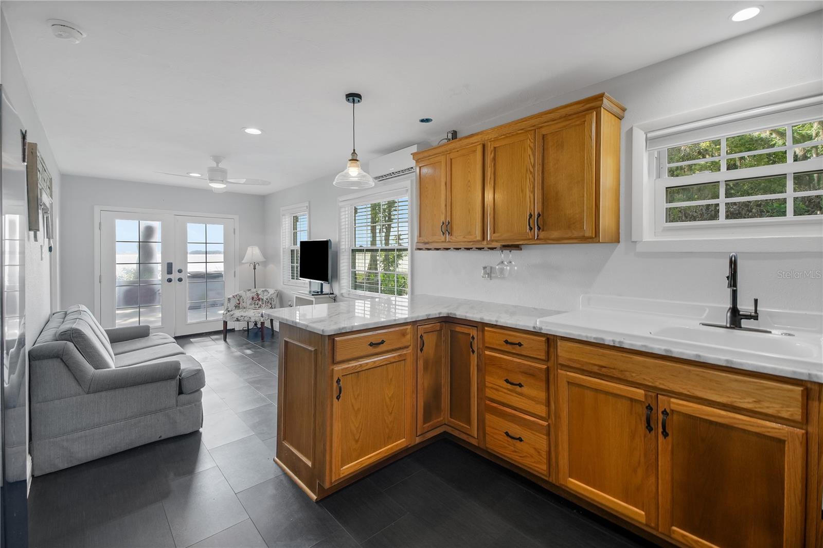 30437 ORANGE DR, LEESBURG, FL, 34748