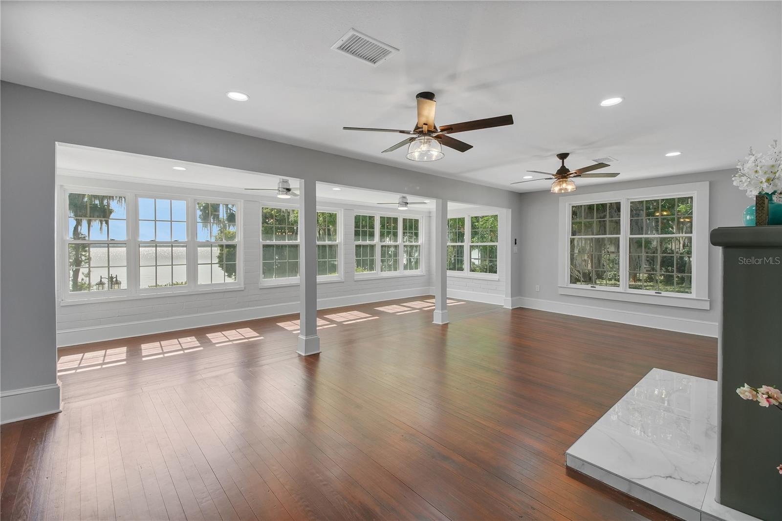 30437 ORANGE DR, LEESBURG, FL, 34748