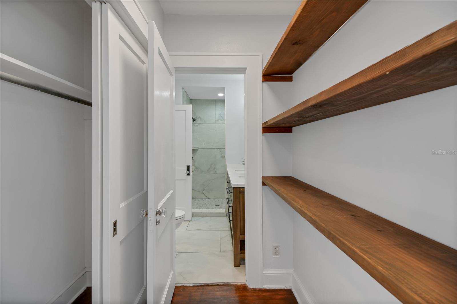 30437 ORANGE DR, LEESBURG, FL, 34748