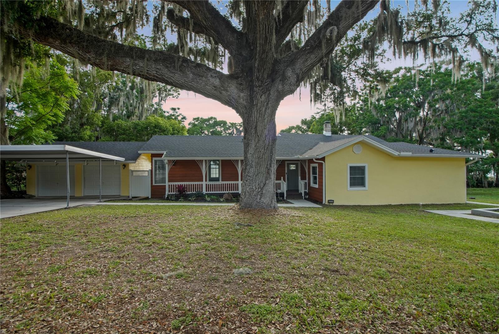 30437 ORANGE DR, LEESBURG, FL, 34748