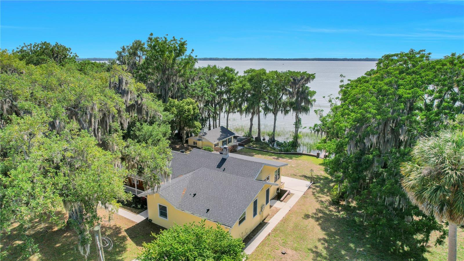 30437 ORANGE DR, LEESBURG, FL, 34748