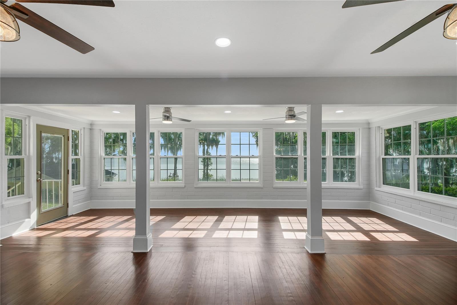 30437 ORANGE DR, LEESBURG, FL, 34748