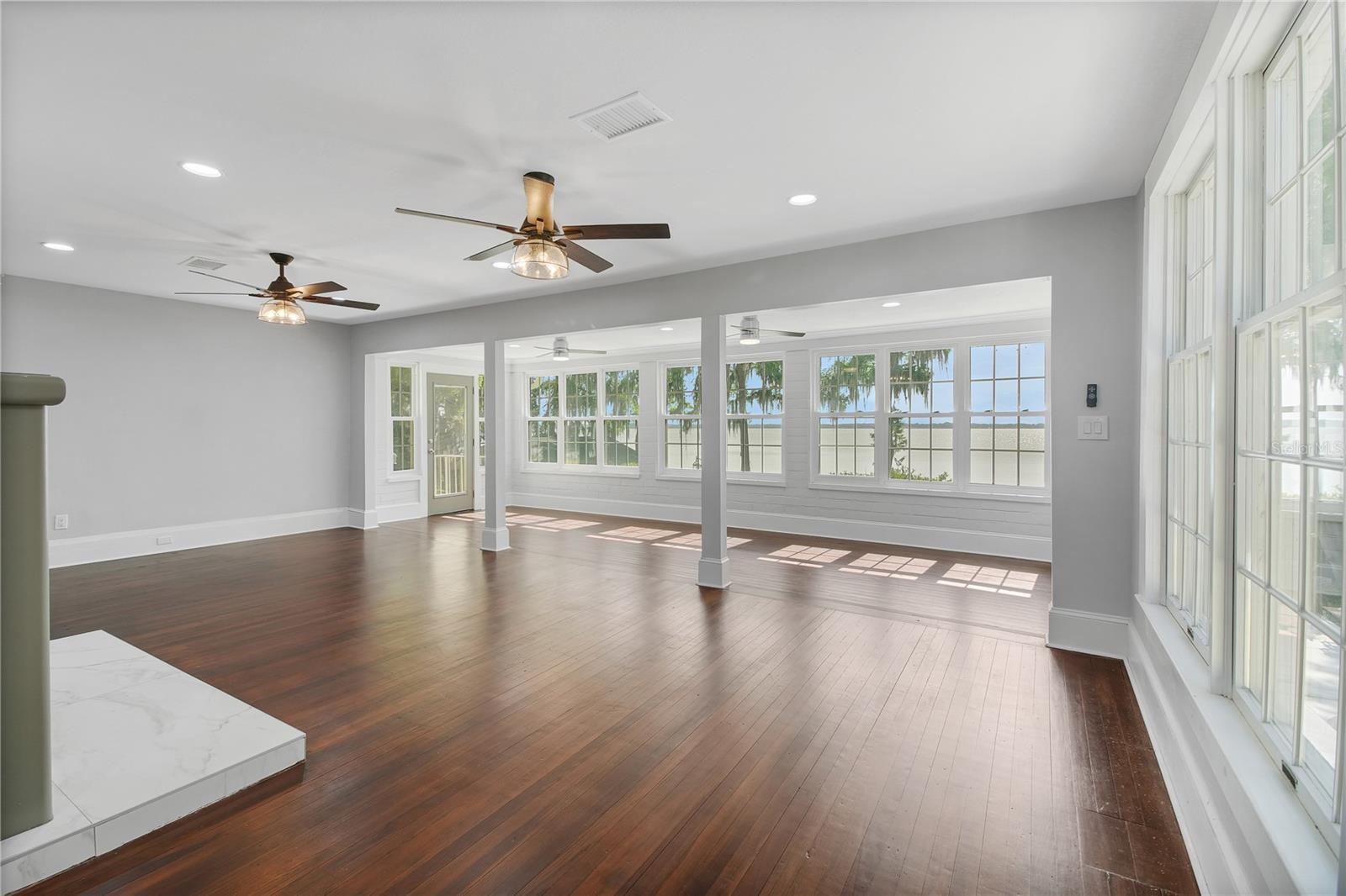 30437 ORANGE DR, LEESBURG, FL, 34748