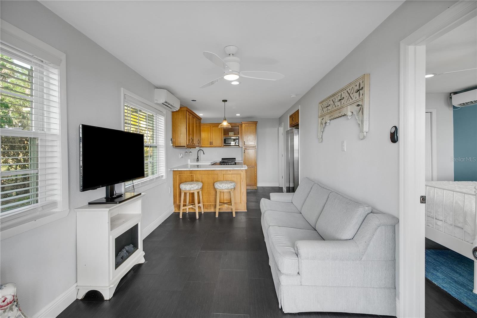 30437 ORANGE DR, LEESBURG, FL, 34748