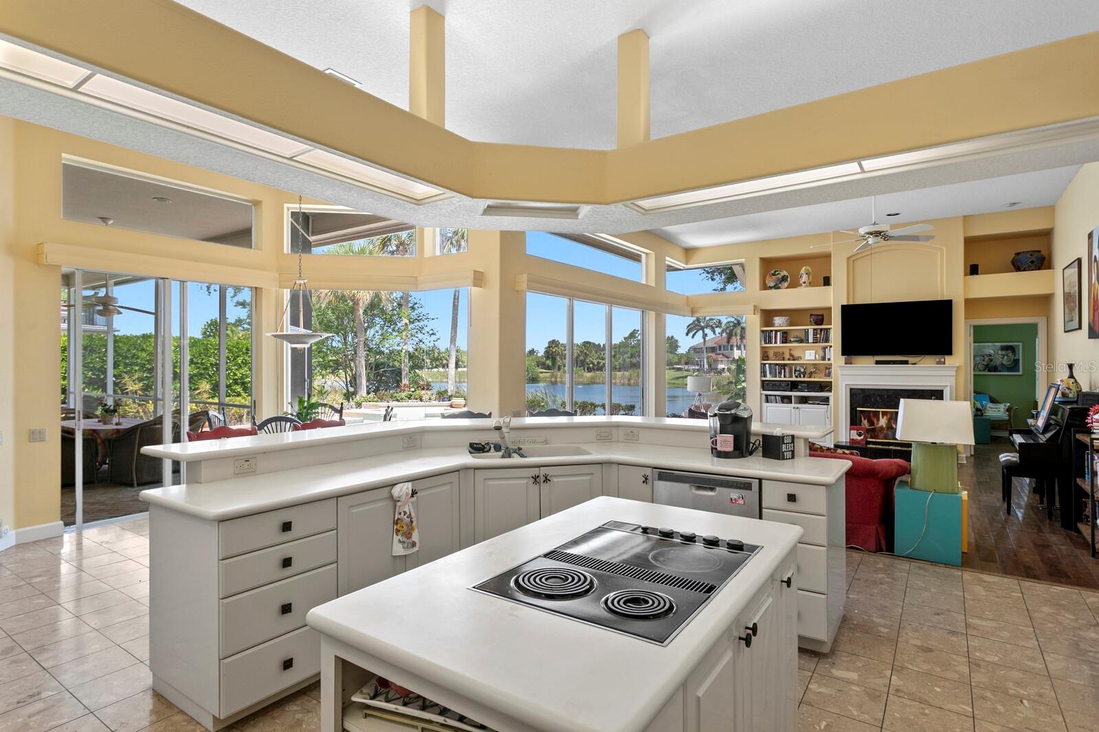 7361 WATERSILK DR, PINELLAS PARK, FL, 33782