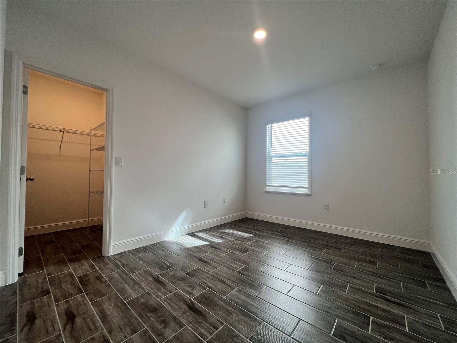 301 JACKSON LOOP, DELAND, FL, 32724