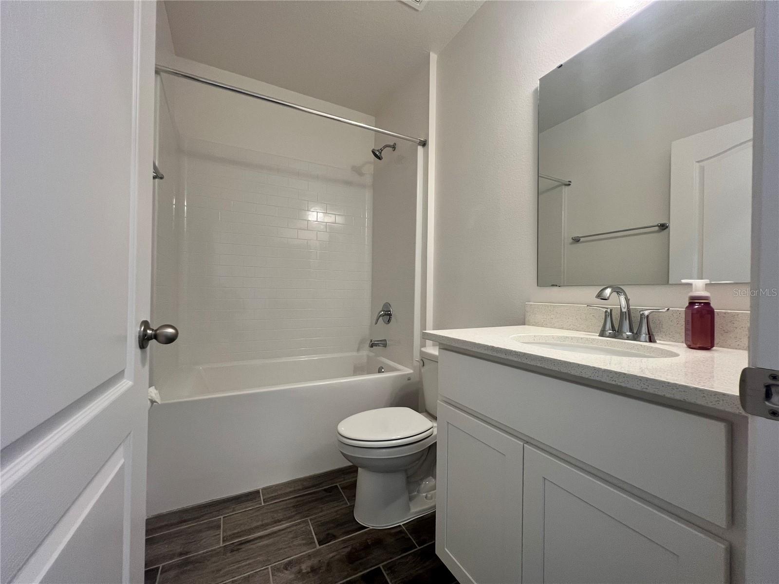 301 JACKSON LOOP, DELAND, FL, 32724