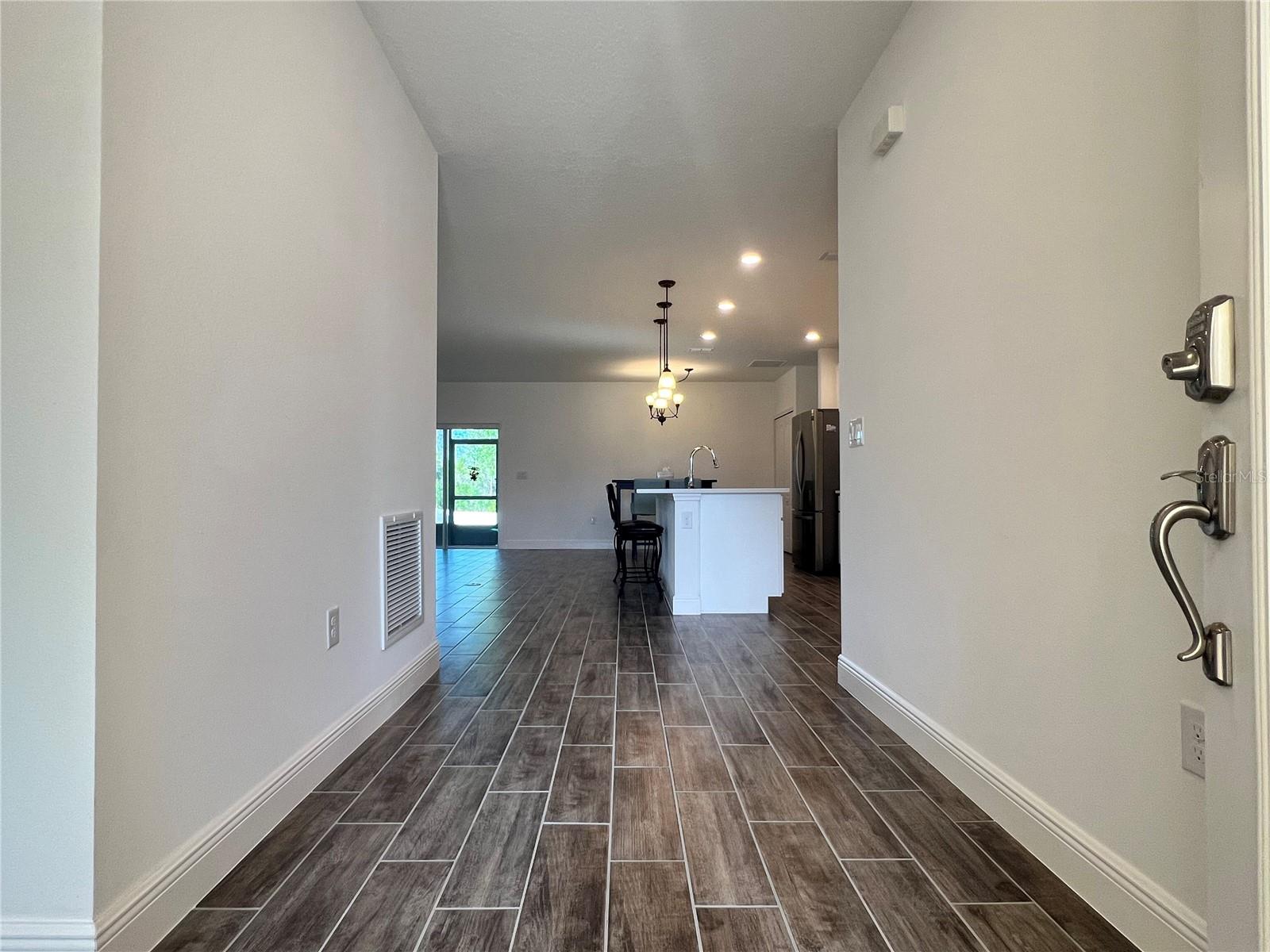 301 JACKSON LOOP, DELAND, FL, 32724