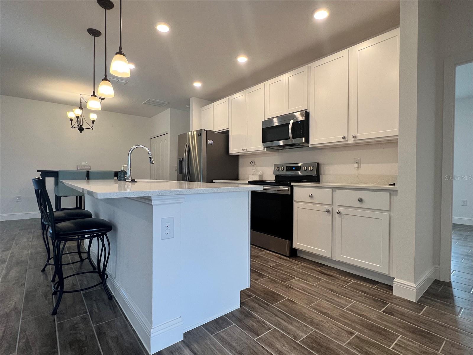 301 JACKSON LOOP, DELAND, FL, 32724