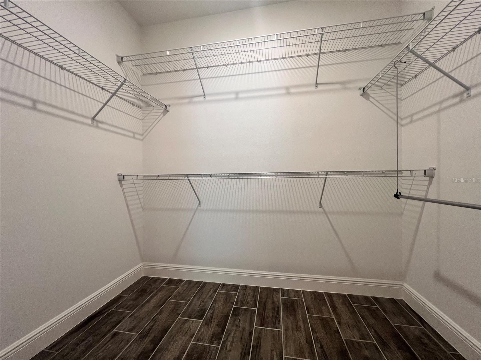 301 JACKSON LOOP, DELAND, FL, 32724