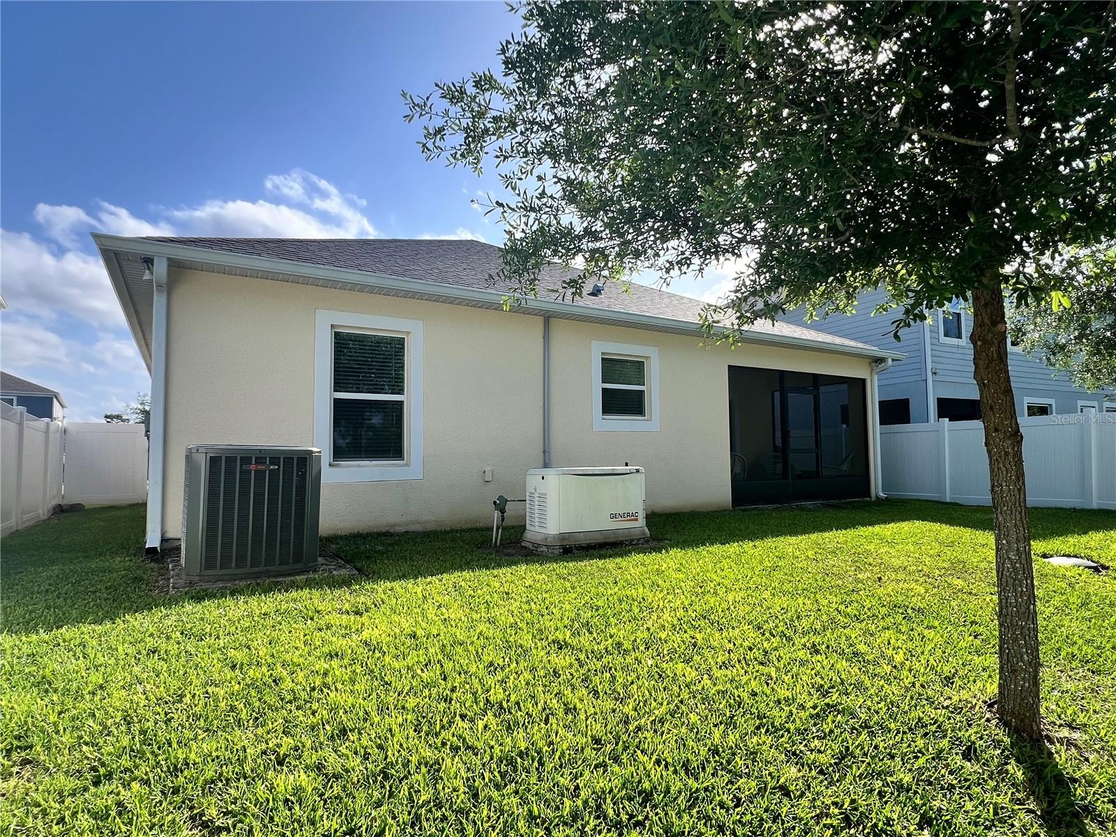 301 JACKSON LOOP, DELAND, FL, 32724