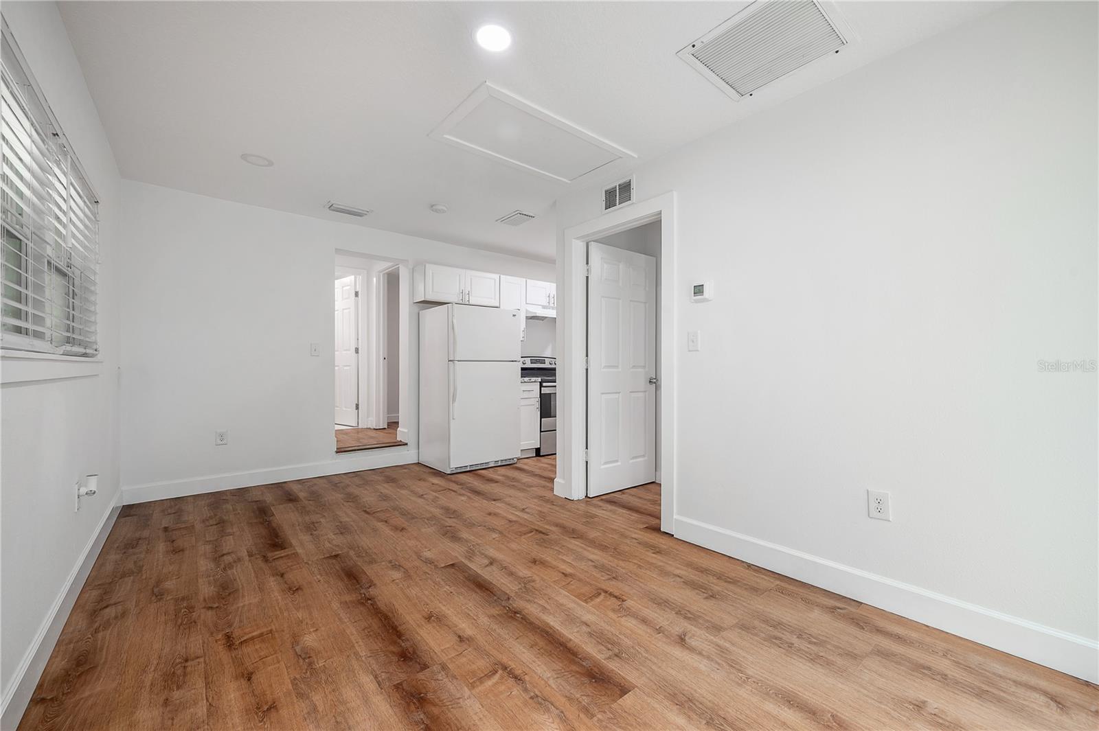 2307 E OSBORNE AVE, TAMPA, FL, 33610