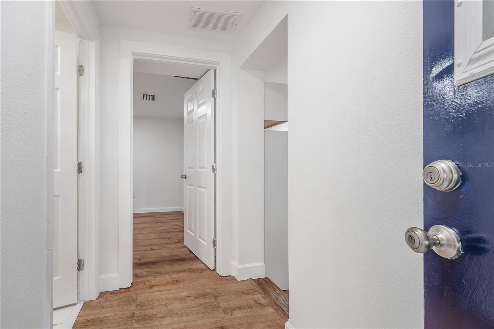 2307 E OSBORNE AVE, TAMPA, FL, 33610