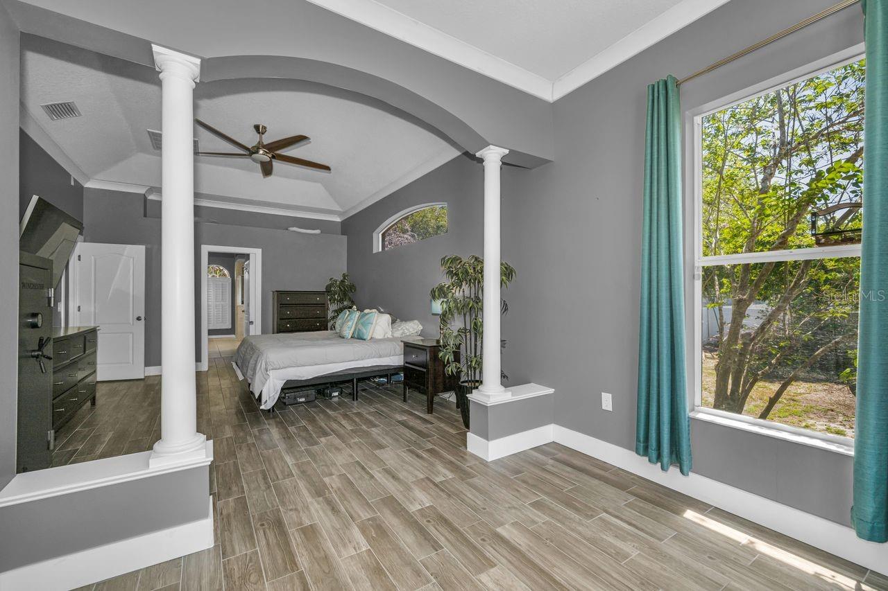 14224 CREEK RUN DR, RIVERVIEW, FL, 33579