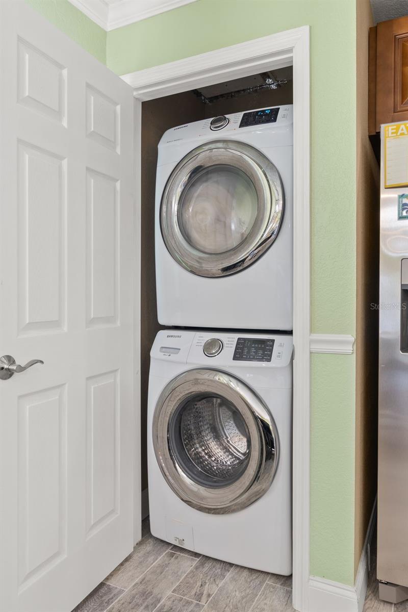 5243 BEACH DR SE #B, ST PETERSBURG, FL, 33705