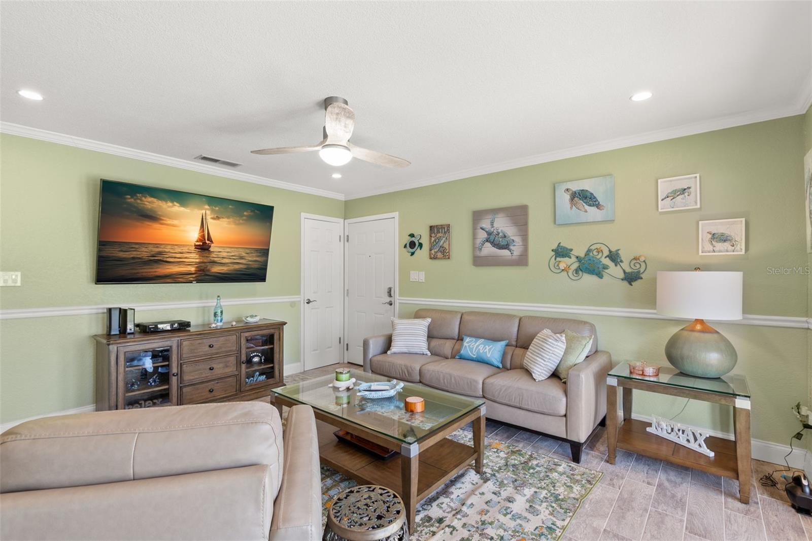 5243 BEACH DR SE #B, ST PETERSBURG, FL, 33705